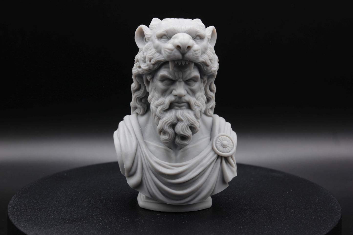 HÉRITIER DU TRONE